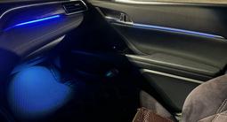 Toyota Camry 2021 года за 15 200 000 тг. в Кокшетау – фото 2