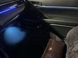 Toyota Camry 2021 года за 15 200 000 тг. в Кокшетау – фото 5