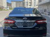 Toyota Camry 2023 годаүшін15 700 000 тг. в Астана – фото 4