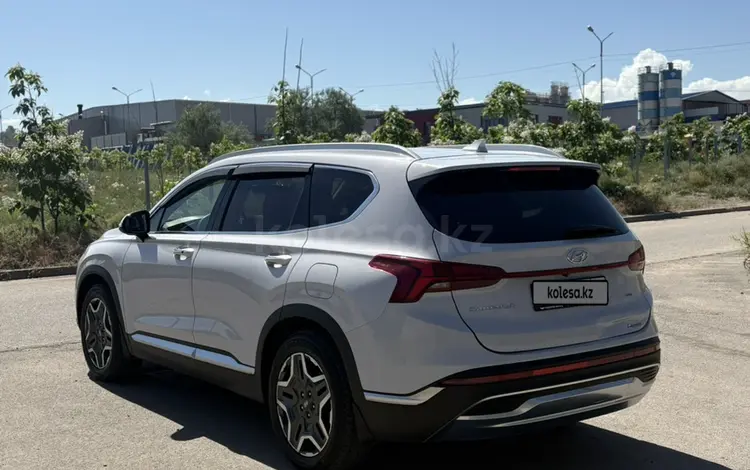 Hyundai Santa Fe 2021 года за 15 200 000 тг. в Алматы