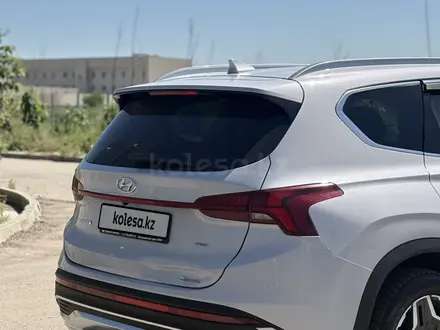 Hyundai Santa Fe 2021 года за 15 200 000 тг. в Алматы – фото 16
