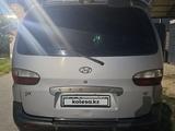 Hyundai Starex 2003 года за 2 800 000 тг. в Шымкент – фото 2