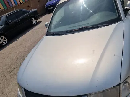 Volkswagen Passat 1998 года за 1 400 000 тг. в Астана – фото 9