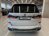 BMW X7 2025 года за 42 000 000 тг. в Алматы – фото 4