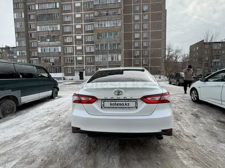 Toyota Camry 2021 года за 12 600 000 тг. в Караганда – фото 8
