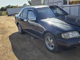 Mercedes-Benz C 180 1995 года за 1 100 000 тг. в Кокшетау