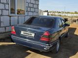 Mercedes-Benz C 180 1995 года за 1 100 000 тг. в Кокшетау – фото 4