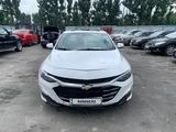 Chevrolet Malibu 2020 года за 7 439 250 тг. в Алматы