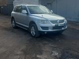 Volkswagen Touareg 2008 года за 6 000 000 тг. в Караганда