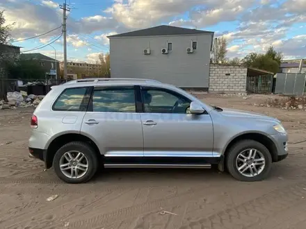 Volkswagen Touareg 2008 года за 6 000 000 тг. в Караганда – фото 3