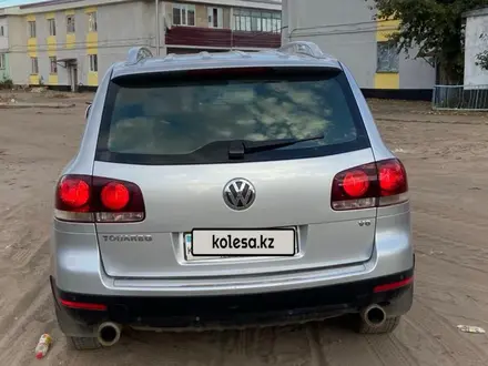 Volkswagen Touareg 2008 года за 6 000 000 тг. в Караганда – фото 4