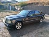 Mercedes-Benz E 250 1994 года за 800 000 тг. в Алматы