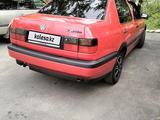 Volkswagen Vento 1995 года за 1 500 000 тг. в Алматы – фото 5