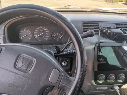 Honda CR-V 1998 года за 3 300 000 тг. в Караганда – фото 6
