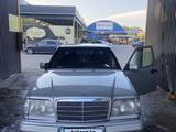 Mercedes-Benz E 200 1994 годаүшін1 900 000 тг. в Тараз