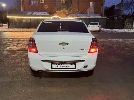 Chevrolet Cobalt 2021 года за 5 700 000 тг. в Актобе – фото 2