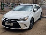 Toyota Camry 2015 года за 8 200 000 тг. в Уральск – фото 3