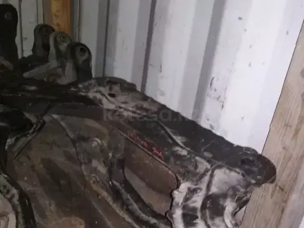 Балка задняя за 15 000 тг. в Астана