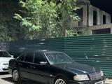 Mercedes-Benz C 200 1997 года за 2 250 000 тг. в Караганда – фото 3