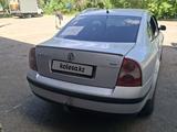 Volkswagen Passat 2002 годаүшін1 800 000 тг. в Астана – фото 4
