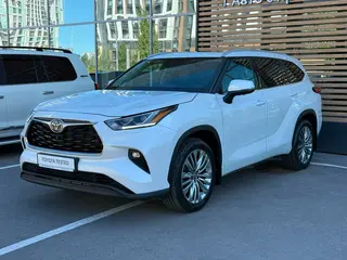 Toyota Highlander Luxe