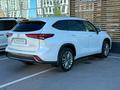 Toyota Highlander Luxe 2023 года за 26 200 000 тг. в Астана – фото 18