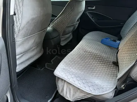 Hyundai Santa Fe 2017 года за 10 000 000 тг. в Караганда – фото 7