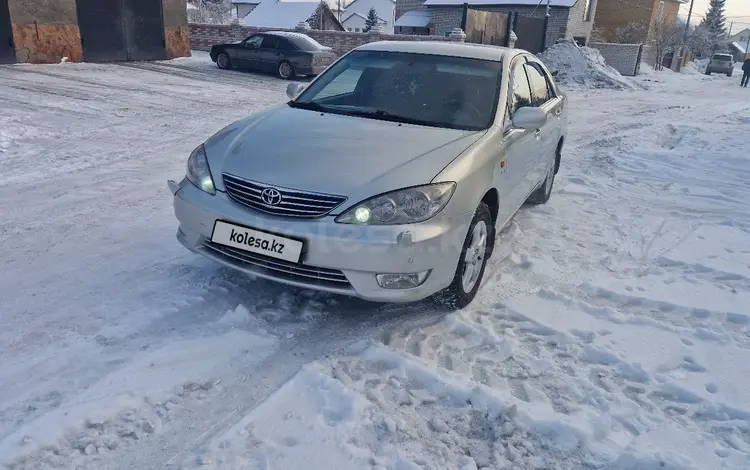 Toyota Camry 2005 года за 7 500 000 тг. в Семей