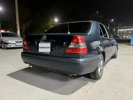 Mercedes-Benz C 200 1997 года за 2 500 000 тг. в Алматы – фото 5
