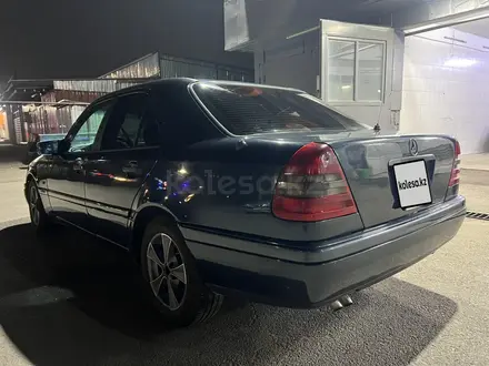 Mercedes-Benz C 200 1997 года за 2 500 000 тг. в Алматы – фото 6