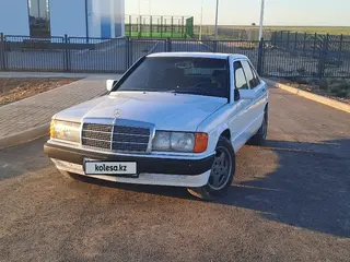 Mercedes-Benz 190