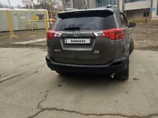 Toyota RAV4, 2015