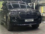 Toyota Land Cruiser 2018 годаүшін39 000 000 тг. в Усть-Каменогорск