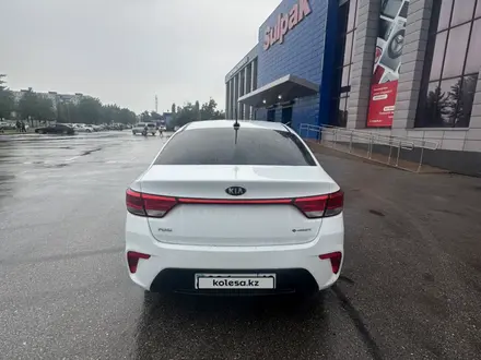 Kia Rio 2019 года за 6 100 000 тг. в Рудный – фото 4