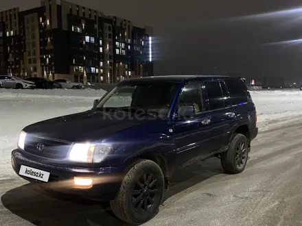 Toyota Land Cruiser 2002 года за 6 500 000 тг. в Астана