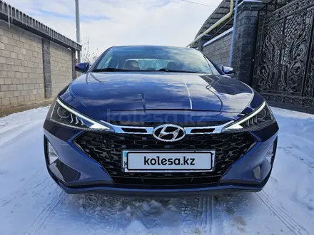 Hyundai Elantra 2019 года за 9 500 000 тг. в Алматы – фото 2