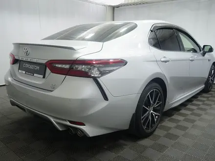 Toyota Camry 2022 года за 15 500 000 тг. в Алматы – фото 18