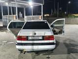 Volkswagen Vento 1993 года за 800 000 тг. в Шымкент – фото 2