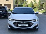 Chevrolet Malibu 2019 года за 7 750 000 тг. в Шымкент