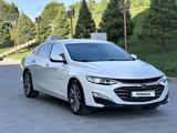 Chevrolet Malibu 2019 года за 7 750 000 тг. в Шымкент – фото 4
