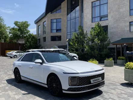 Hyundai Grandeur 2023 года за 20 500 000 тг. в Шымкент