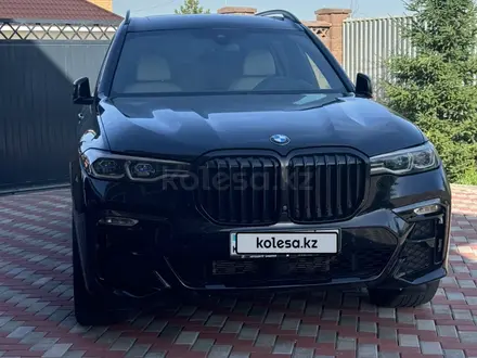 BMW X7 2019 года за 39 000 000 тг. в Астана