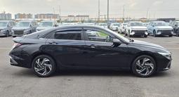 Hyundai Elantra 2023 года за 8 190 000 тг. в Алматы – фото 4
