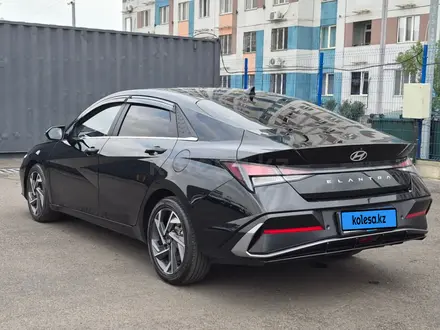 Hyundai Elantra 2023 года за 8 190 000 тг. в Алматы – фото 7