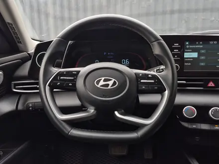 Hyundai Elantra 2023 года за 8 190 000 тг. в Алматы – фото 13