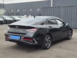 Hyundai Elantra 2023 года за 8 190 000 тг. в Алматы – фото 5