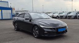 Hyundai Elantra 2023 года за 8 190 000 тг. в Алматы – фото 3