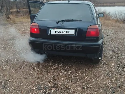 Volkswagen Golf 1993 года за 1 500 000 тг. в Есиль – фото 7