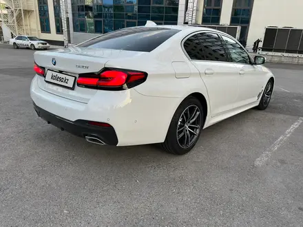 BMW 520 2021 года за 27 000 000 тг. в Алматы – фото 39