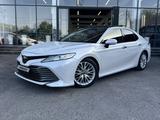Toyota Camry 2018 года за 13 800 000 тг. в Шымкент – фото 3